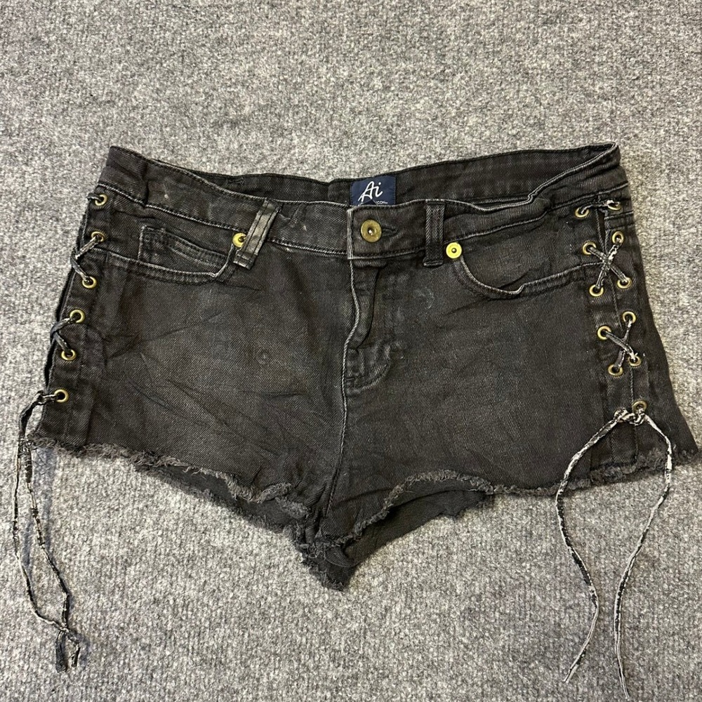 Authentic Icon Shorts Womens Size 27 Black Lace Up Raw Hem Distressed Denim